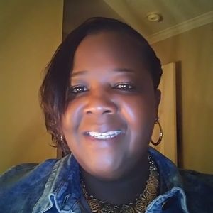 Meet your Posher, Paula